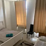 Lea Apartments Zentrum Ost Mit Stellplatz